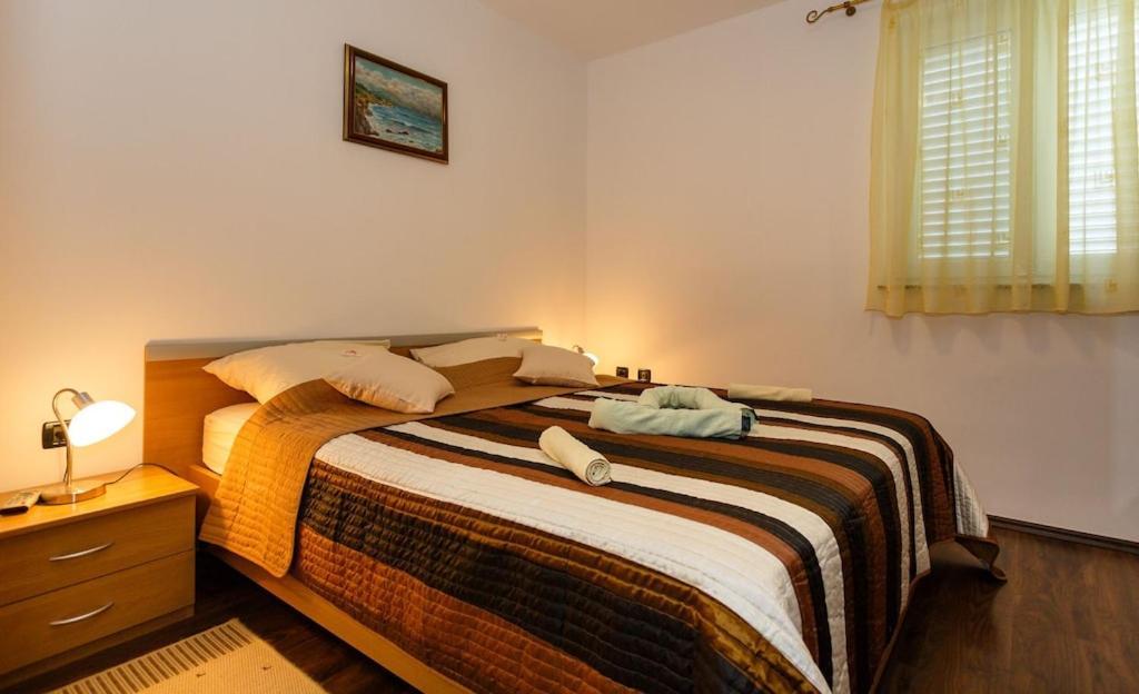 Premium Apartment Near Center And Beach With Parking Krk Town Exterior photo